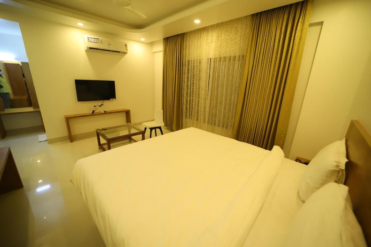 Hotel The Orange Flag, Phulambri Ganori Exteriér fotografie