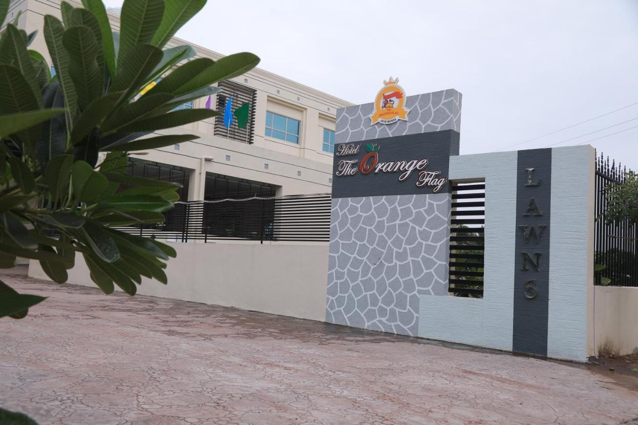 Hotel The Orange Flag, Phulambri Ganori Exteriér fotografie